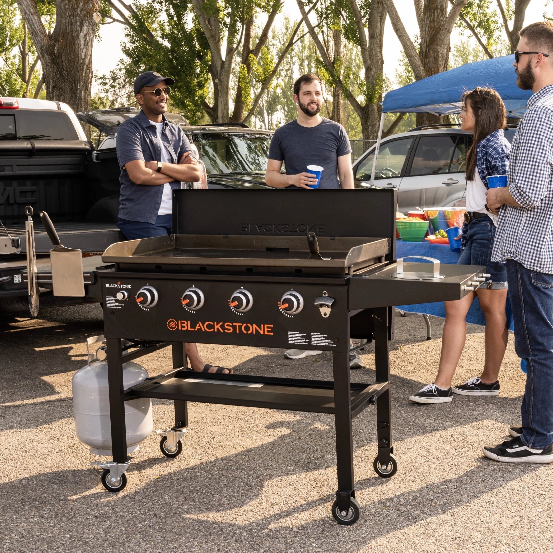 Blackstone Original 4-Burner 36 Propane Omnivore Griddle with Hard Cover
