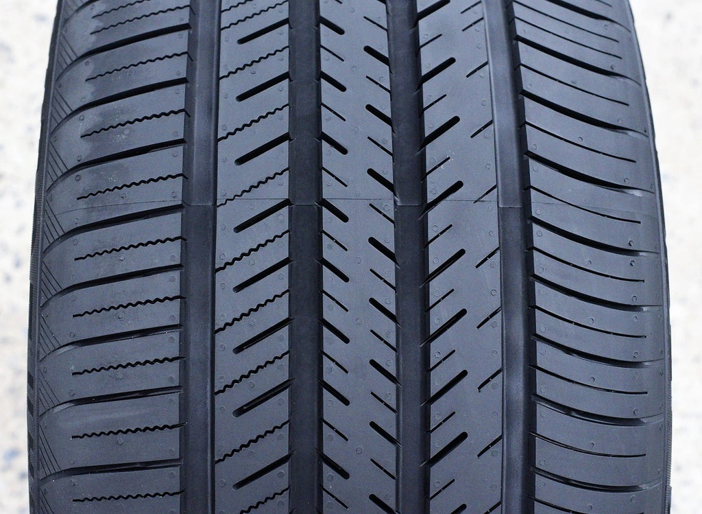 Set of 4 (4) 235/30R20 88W XL A/S performance tires