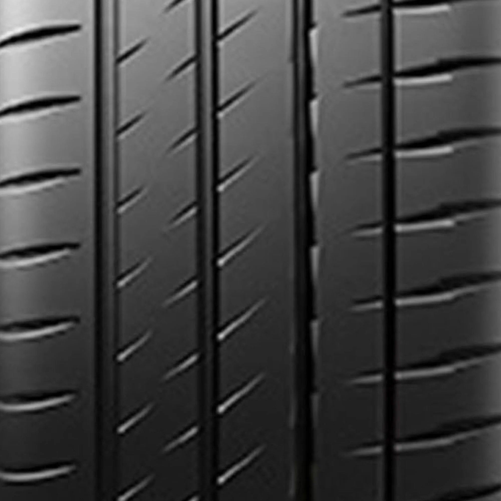 Sport 4S 305/30ZR21 (104Y) XL tires